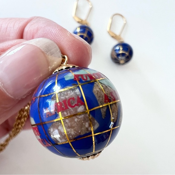 Vintage 18k Gold Lapis Lazuli + Gemstone World Globe Necklace + Earring Set